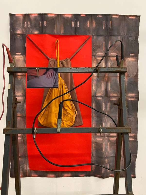 Untitled (Hotline) by Mariana Mauricio
